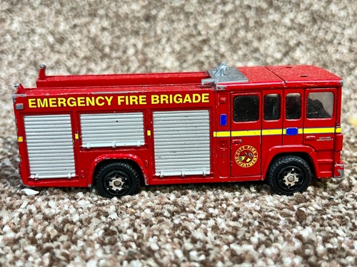 Vintage diecast fire engine - diecast,