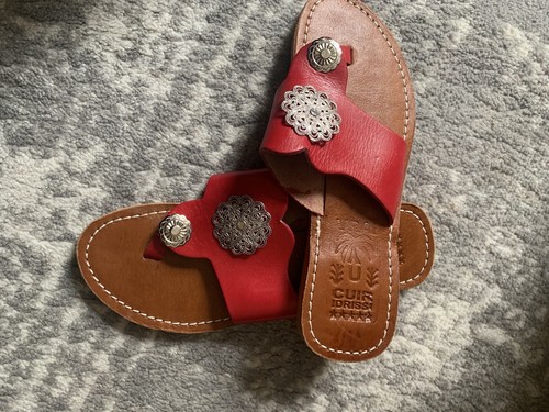 Traditional moroccan slipper - a,