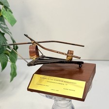 Vintage 1977 DaVinci Flying