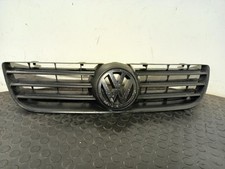 VOLKSWAGEN POLO 9N3 Grille