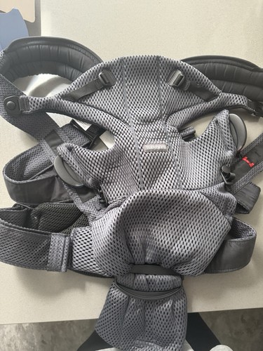 Baby bjorn carrier - baby,