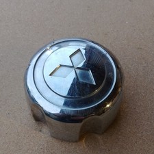MITSUBISHI PAJERO ,L200 ,SHOGUN HUB CAP TRIM  MB816581 Good Condition.