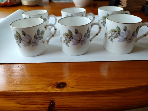 Royal worcester june garland - royal,