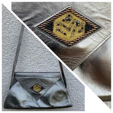 CHARLES JOURDAN SEDUCTA VINTAGE 80’s SILVER SHAPED CROSS BODY LEATHER BAG DECO