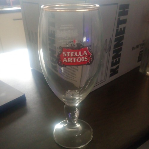 Stella artois pint - x,