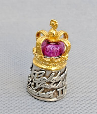 Queen Elizabeth II Golden Jubilee 2002 Pewter Thimble With Golden Crown