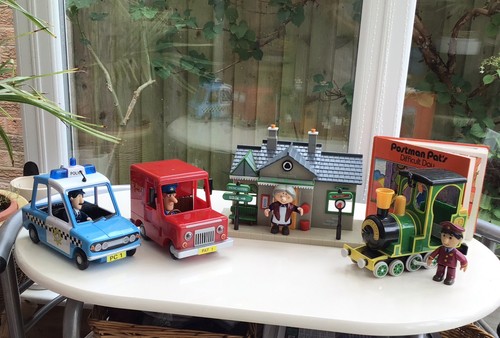 Postman pat large van - postman, van,police