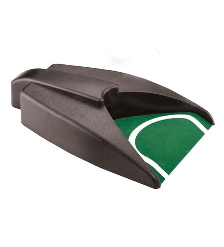 Golf putting machine auto - putting, ball