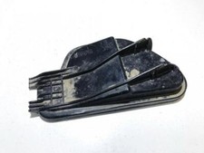   Headlight bulb dust cover