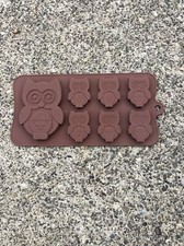 Lot Of 4 7 cavity silicone owl