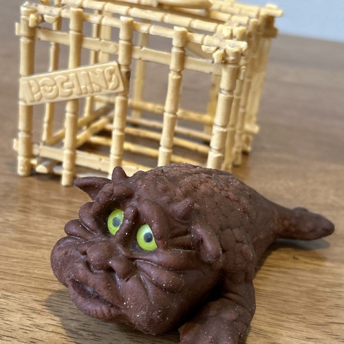 Boglins spit action - boglins,