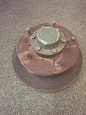 EX MOD LAND ROVER DEFENDER HUB