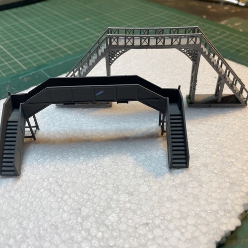 Two gauge platform - two,