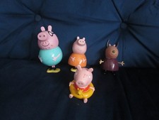 4 COLLECTABLE PEPPA PIG FIGURES PEPPA/MUMMY PIG/DADDY PIG/MADAME GAZELLE 2003