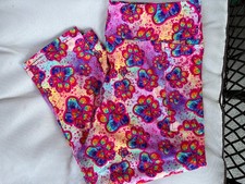 Tie Dye Paws Capris W/ Pockets