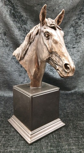 Genesis fine arts horse head - genesis,
