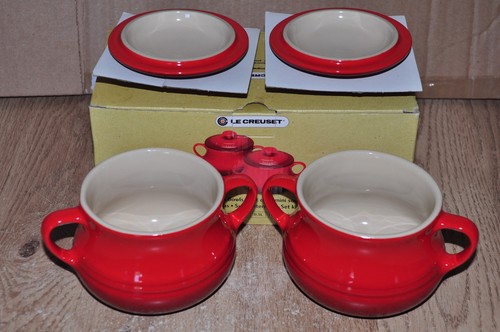 Creuset soup bowl with - with, lid