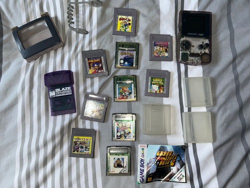 Game boy colour purple with - purple,