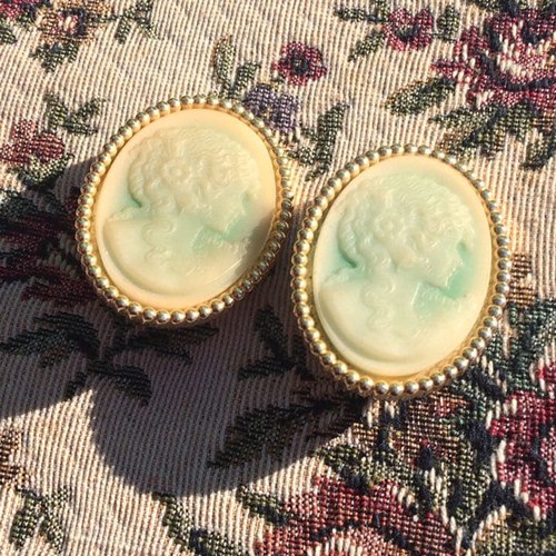 Japan vintage cameo earrings - cameo,