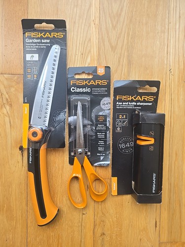 Fiskars xtract retractable - fiskars,