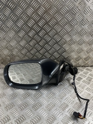 Audi 2010 left - q5,