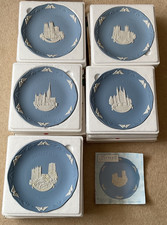 Wedgewood Jasperware Christmas Collector Plates, 1986/87/88/89/90. Boxed.