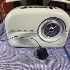 Bush TR82 Retro Style Portable