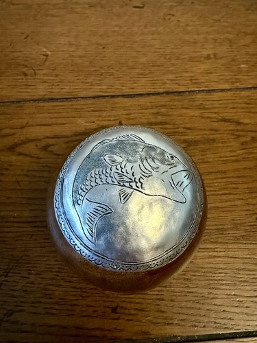 Vintage round wooden - vintage,