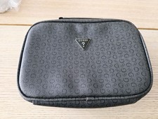 Guess  womens Vanity make up