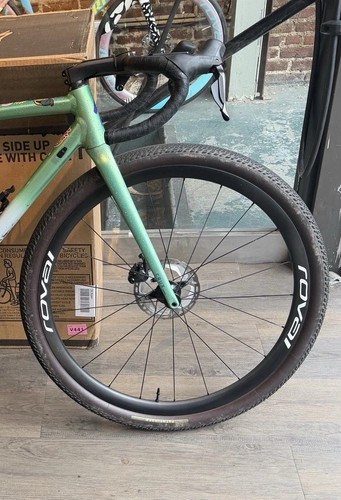 Roval terra wheels - roval,