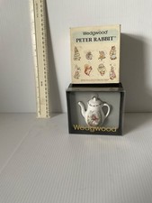 RARE  VINTAGE WEDGWOOD  BOXED