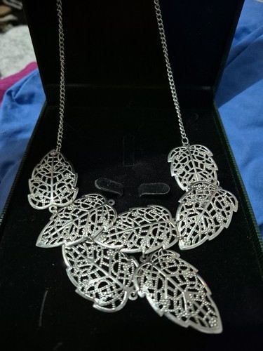 Statement bib necklace silver - statement,