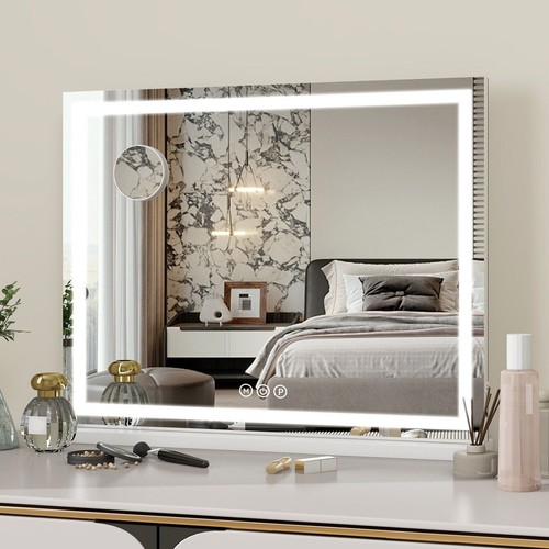 Hollywood large makeup - makeup, mirror