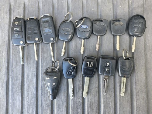 Car keys fobs - fobs, etc
