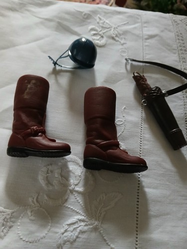 Vintage male doll - ,