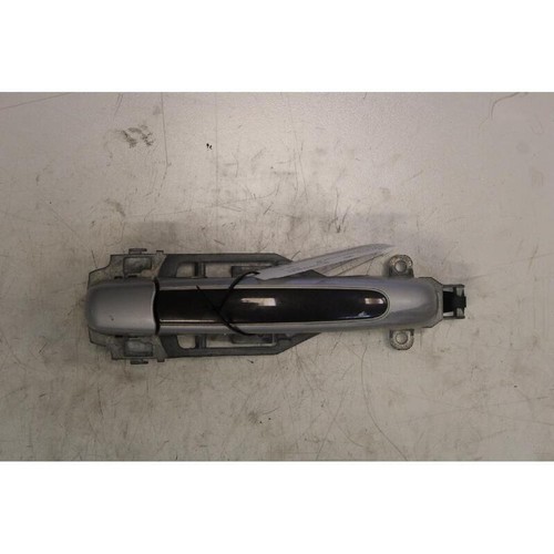 Front outer door handle - front,