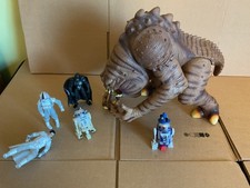 Star Wars POTF Rancor + Droid Factory R2 D2  Mickey Mouse Disney Parks figure 