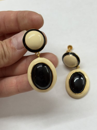 Joan rivers black - joan, enamel