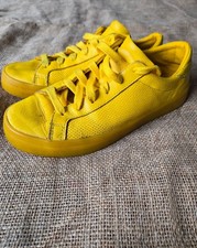 Bright Yellow Adidas Court Vantage Trainers - UK 4.5