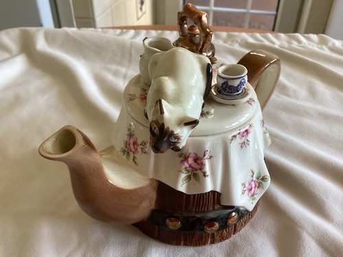 Novelty tea pot - tea, ,