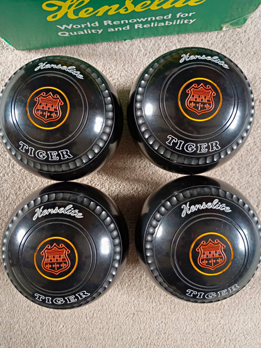Henselite tiger lawn bowls set - henselite,
