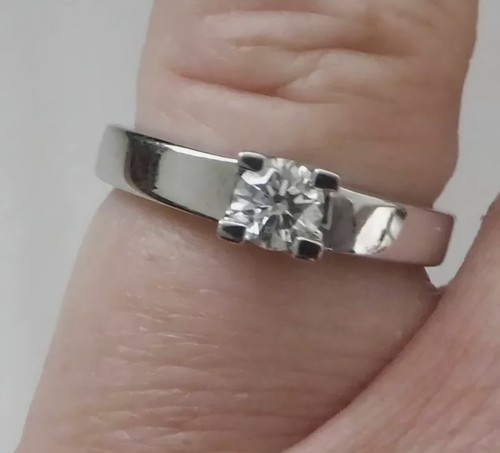 Art deco 18ct white - art,
