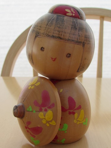 Japanese kokeshi hanagasa - kokeshi, "hanagasa