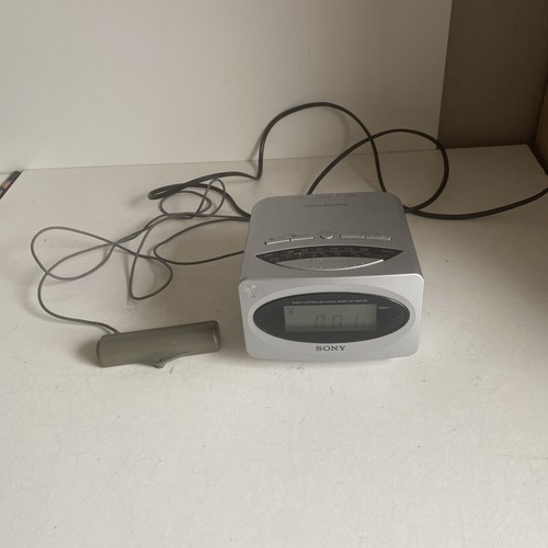 Sony radio controlled clock - radio,