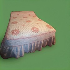 Double Bed Pink And White Candlewick Bedspread