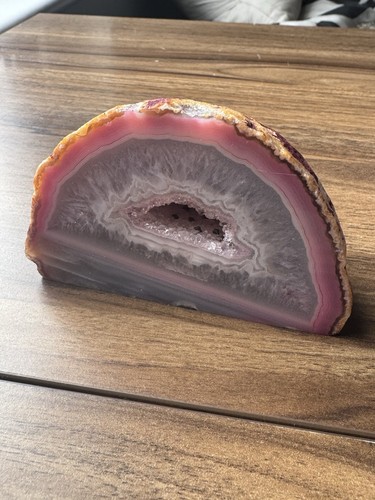 Natural geode pink agate - natural,