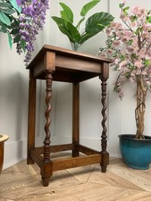 VINTAGE 1940S ANTIQUE ENGLISH OAK BARLEY TWIST PLANT LAMP HALL TABLE 26"H 17"SQ