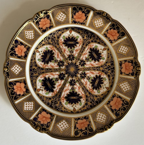 Antique royal crown - crown, derby