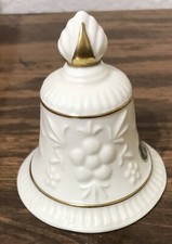 Aynsley Camelia English Bone