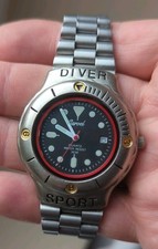 Vintage Carvel Divers Style